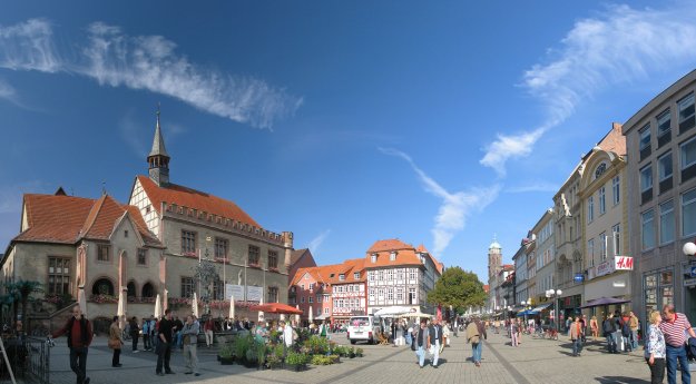 Goettingen_Marktplatz_Oct06_Antilived